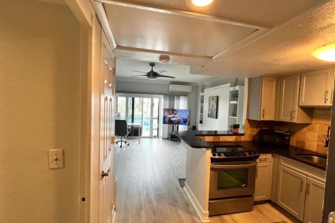 Copropriété à vendre à Clearwater, Floride: 4 pièces, 47.1 m2 № 1828651 - photo 7