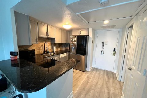 Condominio en venta en Clearwater, Florida, 4 habitaciones, 47.1 m2 № 1828651 - foto 10