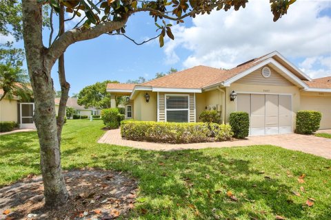 Condo in Sun City Center, Florida, 2 bedrooms  № 1676002 - photo 1