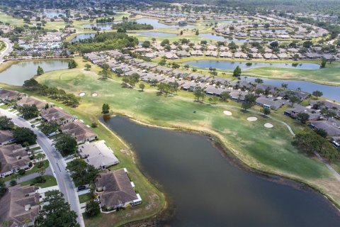 Condo in Sun City Center, Florida, 2 bedrooms  № 1676002 - photo 25