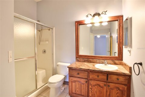 Condo in Sun City Center, Florida, 2 bedrooms  № 1676002 - photo 13