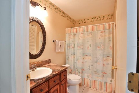 Condo in Sun City Center, Florida, 2 bedrooms  № 1676002 - photo 15