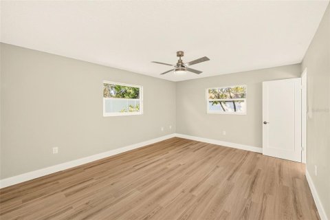 Villa ou maison à vendre à Bradenton, Floride: 3 chambres, 188.87 m2 № 2430625 - photo 23