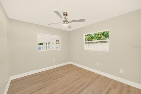 Villa ou maison à vendre à Bradenton, Floride: 3 chambres, 188.87 m2 № 2430625 - photo 28