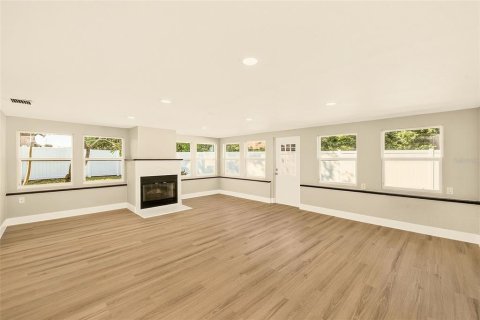 Villa ou maison à vendre à Bradenton, Floride: 3 chambres, 188.87 m2 № 2430625 - photo 17
