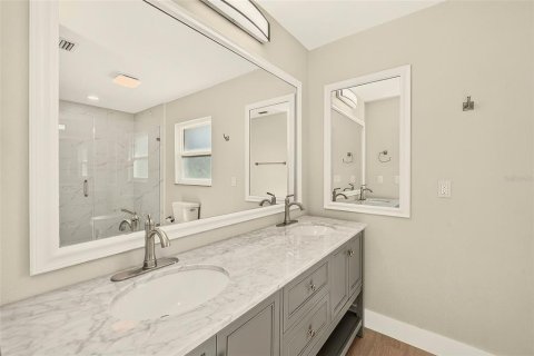 Villa ou maison à vendre à Bradenton, Floride: 3 chambres, 188.87 m2 № 2430625 - photo 24