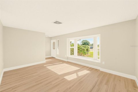 Villa ou maison à vendre à Bradenton, Floride: 3 chambres, 188.87 m2 № 2430625 - photo 3