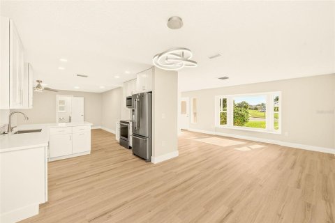 Villa ou maison à vendre à Bradenton, Floride: 3 chambres, 188.87 m2 № 2430625 - photo 7