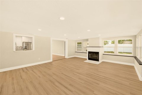 Villa ou maison à vendre à Bradenton, Floride: 3 chambres, 188.87 m2 № 2430625 - photo 19