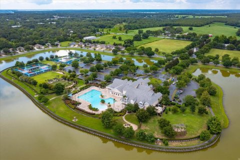 Villa ou maison à vendre à Mount Dora, Floride: 2 chambres, 247.4 m2 № 1800104 - photo 29