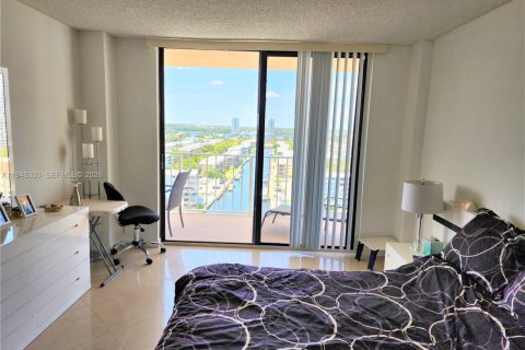 Снять в аренду кондоминиум в Санни-Айлс-Бич, Флорида 2 спальни, 93.65м2, № 2004640 - фото 19