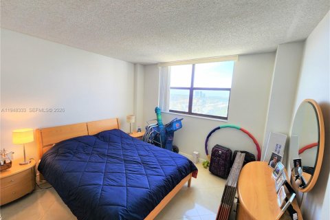 Снять в аренду кондоминиум в Санни-Айлс-Бич, Флорида 2 спальни, 93.65м2, № 2004640 - фото 26