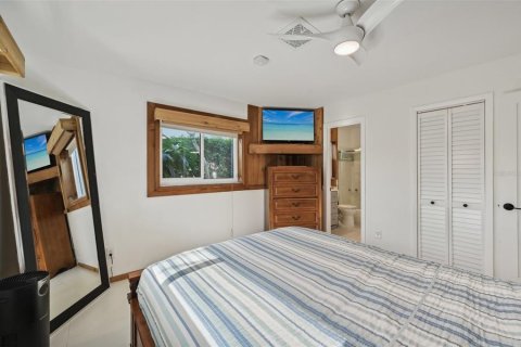House in Englewood, Florida 2 bedrooms, 112.78 sq.m. № 1580149 - photo 18