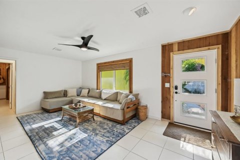 House in Englewood, Florida 2 bedrooms, 112.78 sq.m. № 1580149 - photo 7
