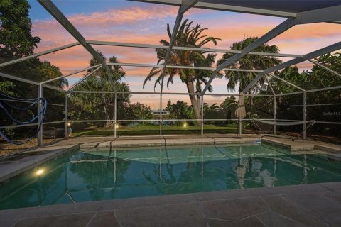 House in Englewood, Florida 2 bedrooms, 112.78 sq.m. № 1580149 - photo 5