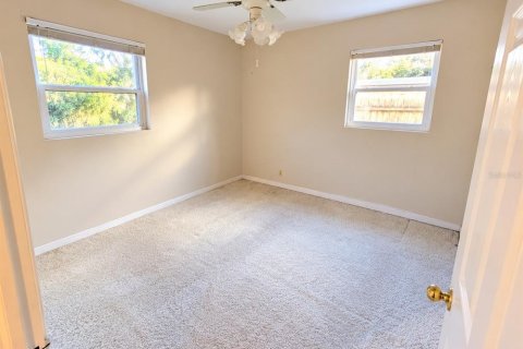 House in New Smyrna Beach, Florida 2 bedrooms, 100.15 sq.m. № 2398869 - photo 9