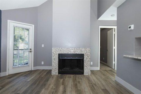 Condo in Orlando, Florida, 1 bedroom  № 1847155 - photo 11