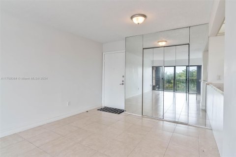 Copropriété à vendre à Miami, Floride: 2 chambres, 108.79 m2 № 2004223 - photo 12
