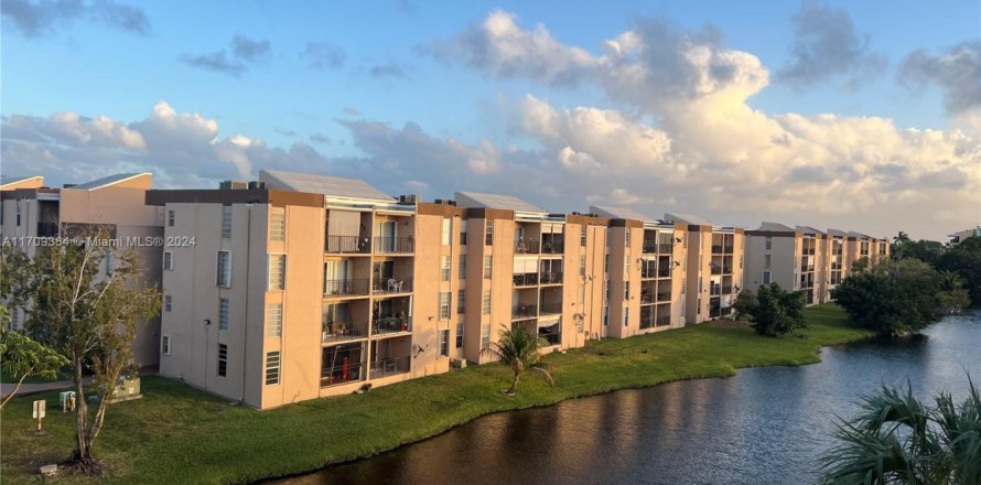 Condo à Miami, Floride, 2 chambres  № 2004223