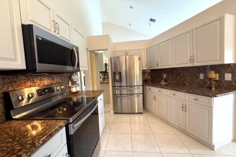 Casa en alquiler en Boynton Beach, Florida, 3 dormitorios, 227.52 m2 № 2251012 - foto 17