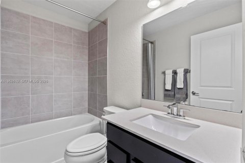 Adosado en alquiler en Florida City, Florida, 3 dormitorios, 159.33 m2 № 2008093 - foto 15