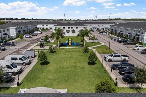 Adosado en alquiler en Florida City, Florida, 3 dormitorios, 159.33 m2 № 2008093 - foto 23