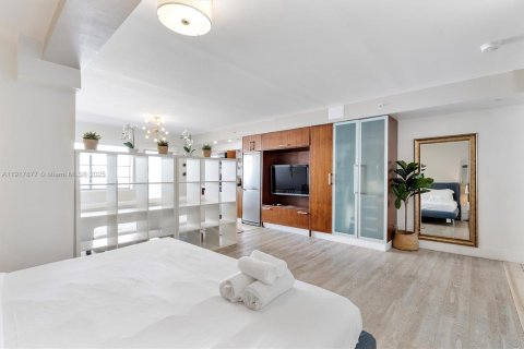 Condominio en venta en Miami Beach, Florida, 47.94 m2 № 2035386 - foto 24