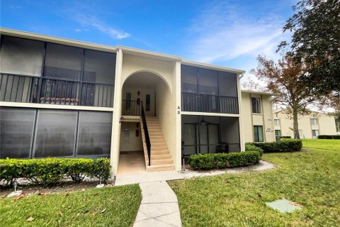 Condominio en venta en Tarpon Springs, Florida, 2 dormitorios, 96.71 m2 № 1629658 - foto 1