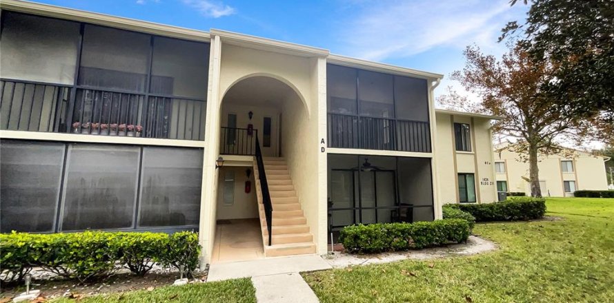 Condominio en Tarpon Springs, Florida, 2 dormitorios  № 1629658