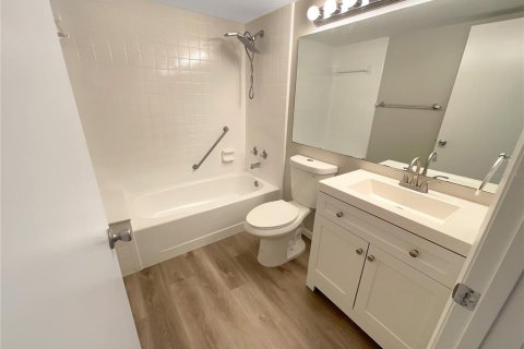 Condominio en venta en Tarpon Springs, Florida, 2 dormitorios, 96.71 m2 № 1629658 - foto 16