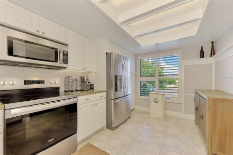 Copropriété à louer à Sarasota, Floride: 2 chambres, 113.62 m2 № 2416883 - photo 22