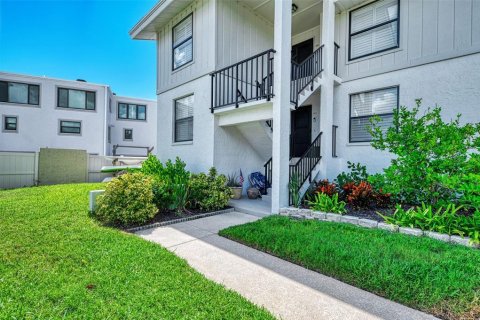 Copropriété à louer à Sarasota, Floride: 2 chambres, 113.62 m2 № 2416883 - photo 4