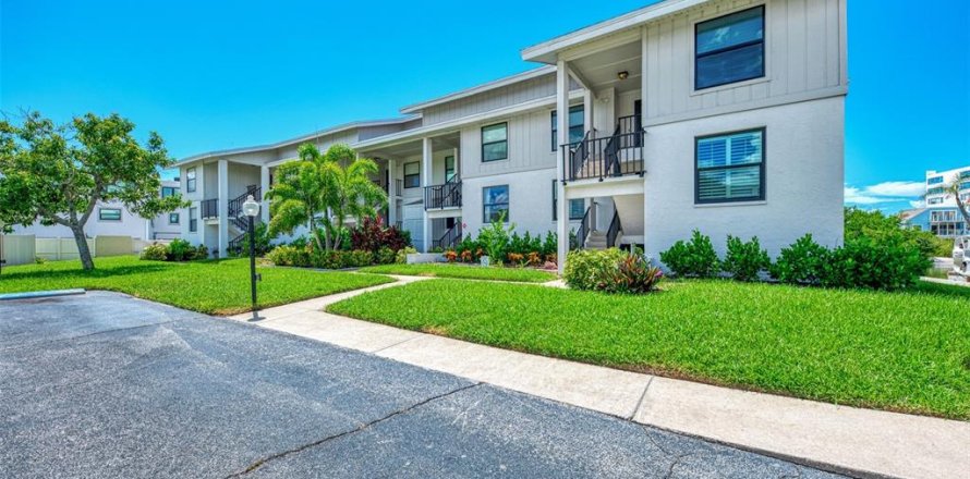 Condo à Sarasota, Floride, 2 chambres  № 2416883