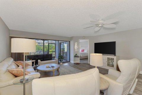 Copropriété à louer à Sarasota, Floride: 2 chambres, 113.62 m2 № 2416883 - photo 12
