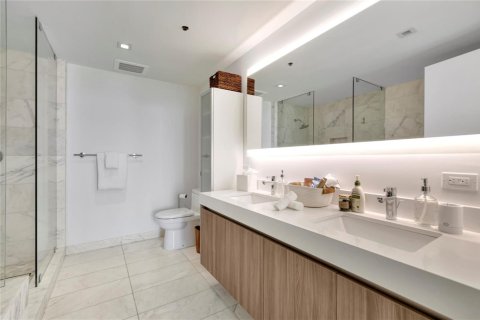 Copropriété à vendre à Fort Lauderdale, Floride: 2 chambres, 119.38 m2 № 2240497 - photo 23