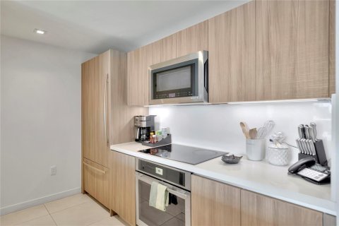 Copropriété à vendre à Fort Lauderdale, Floride: 2 chambres, 119.38 m2 № 2240497 - photo 10