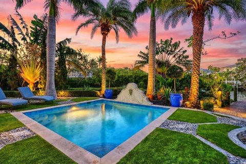 Villa ou maison à vendre à Anna Maria, Floride: 4 chambres, 350.98 m2 № 2129861 - photo 3
