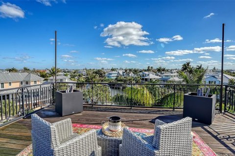 Villa ou maison à vendre à Anna Maria, Floride: 4 chambres, 350.98 m2 № 2129861 - photo 27