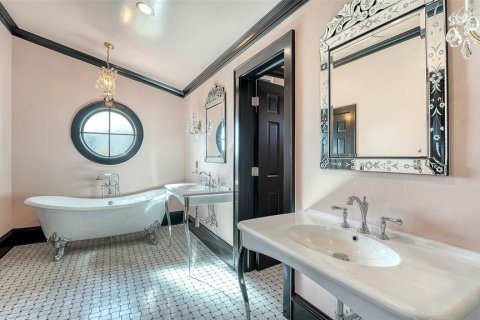 Villa ou maison à vendre à Anna Maria, Floride: 4 chambres, 350.98 m2 № 2129861 - photo 17