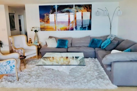 Copropriété à vendre à Fort Lauderdale, Floride: 2 chambres, 139.35 m2 № 2001328 - photo 17