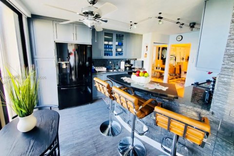 Copropriété à vendre à Fort Lauderdale, Floride: 2 chambres, 139.35 m2 № 2001328 - photo 7