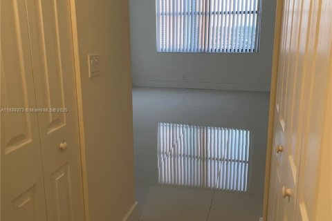 Copropriété à louer à Aventura, Floride: 1 chambre, 85.28 m2 № 2169708 - photo 6