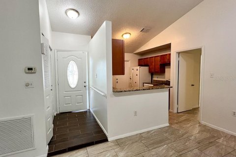 House in Kissimmee, Florida 3 bedrooms, 106.74 sq.m. № 2277642 - photo 4