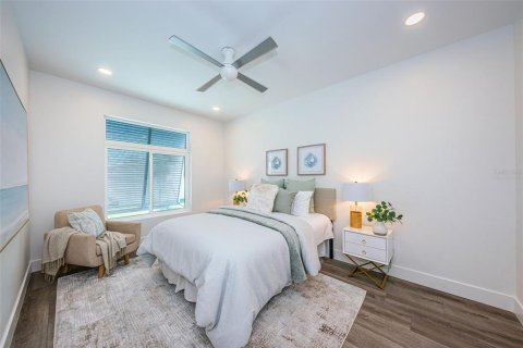 Adosado en venta en Treasure Island, Florida, 4 dormitorios, 270.9 m2 № 1910112 - foto 23