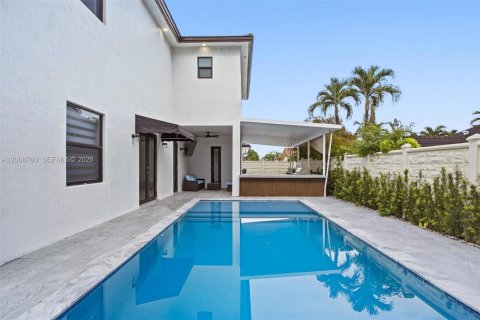 Villa ou maison à vendre à Miami, Floride: 5 chambres, 310.48 m2 № 2292525 - photo 24