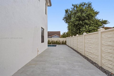 Villa ou maison à vendre à Miami, Floride: 5 chambres, 310.48 m2 № 2292525 - photo 29