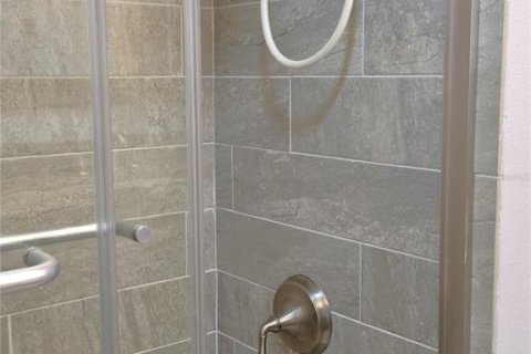 Condo in Venice, Florida, 2 bedrooms  № 1785046 - photo 30