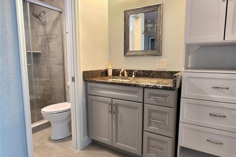 Condo in Venice, Florida, 2 bedrooms  № 1785046 - photo 22
