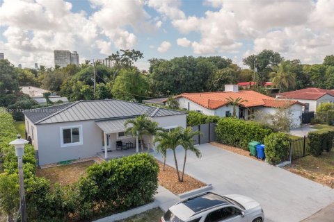 Casa en venta en Miami, Florida, 3 dormitorios, 123.93 m2 № 2039116 - foto 28