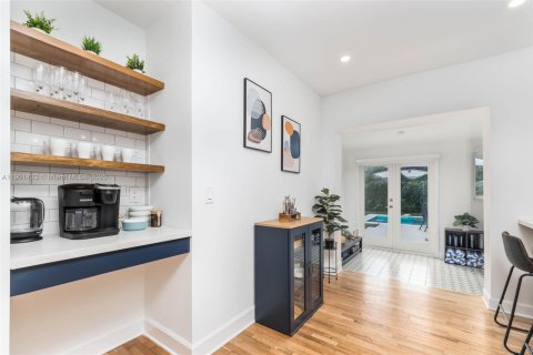 Casa en venta en Miami, Florida, 3 dormitorios, 123.93 m2 № 2039116 - foto 9